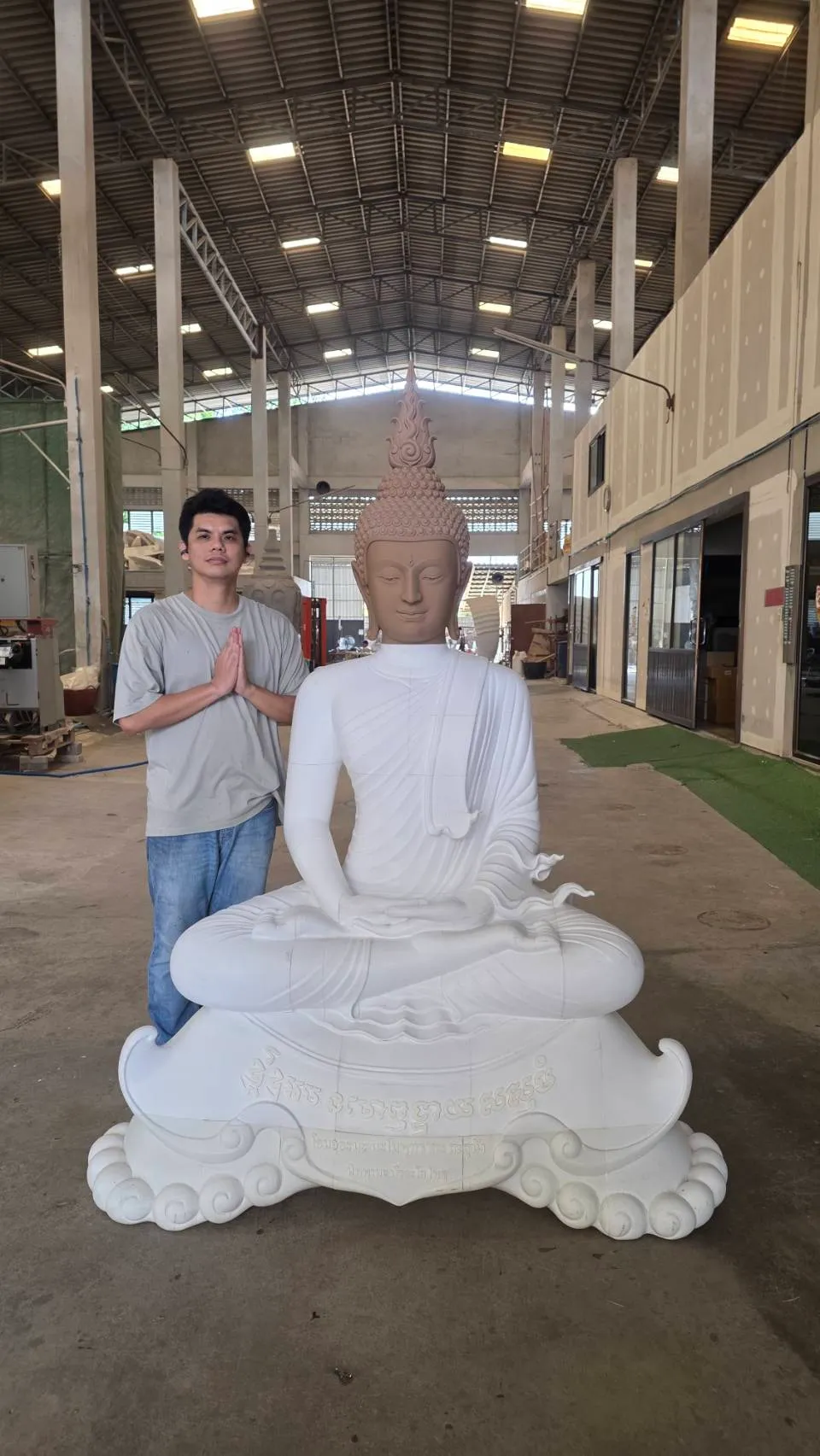ต้นแบบงานพุทธศิลป์และประติมากรรม 
